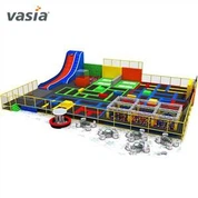 Přizpůsobený barevný velký trampolínový park